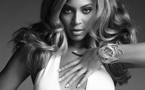 Beyonce Black And White 888