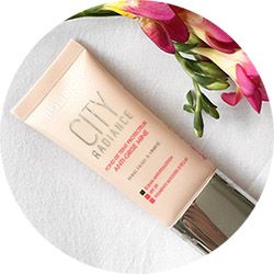 Тонален? Bourjois City Radiance Cream