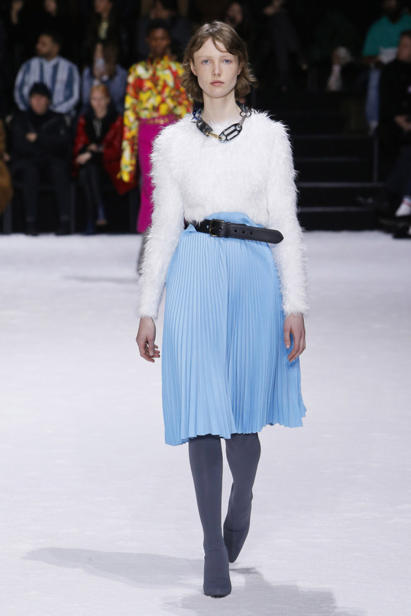 Fashionable- skirts- Autumn-Winter- 2018-2019- year - fashionable- style-33-