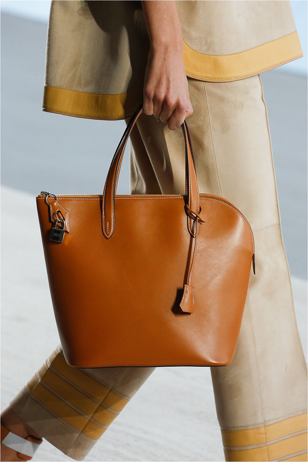 กระเป๋าหิ้วHermès