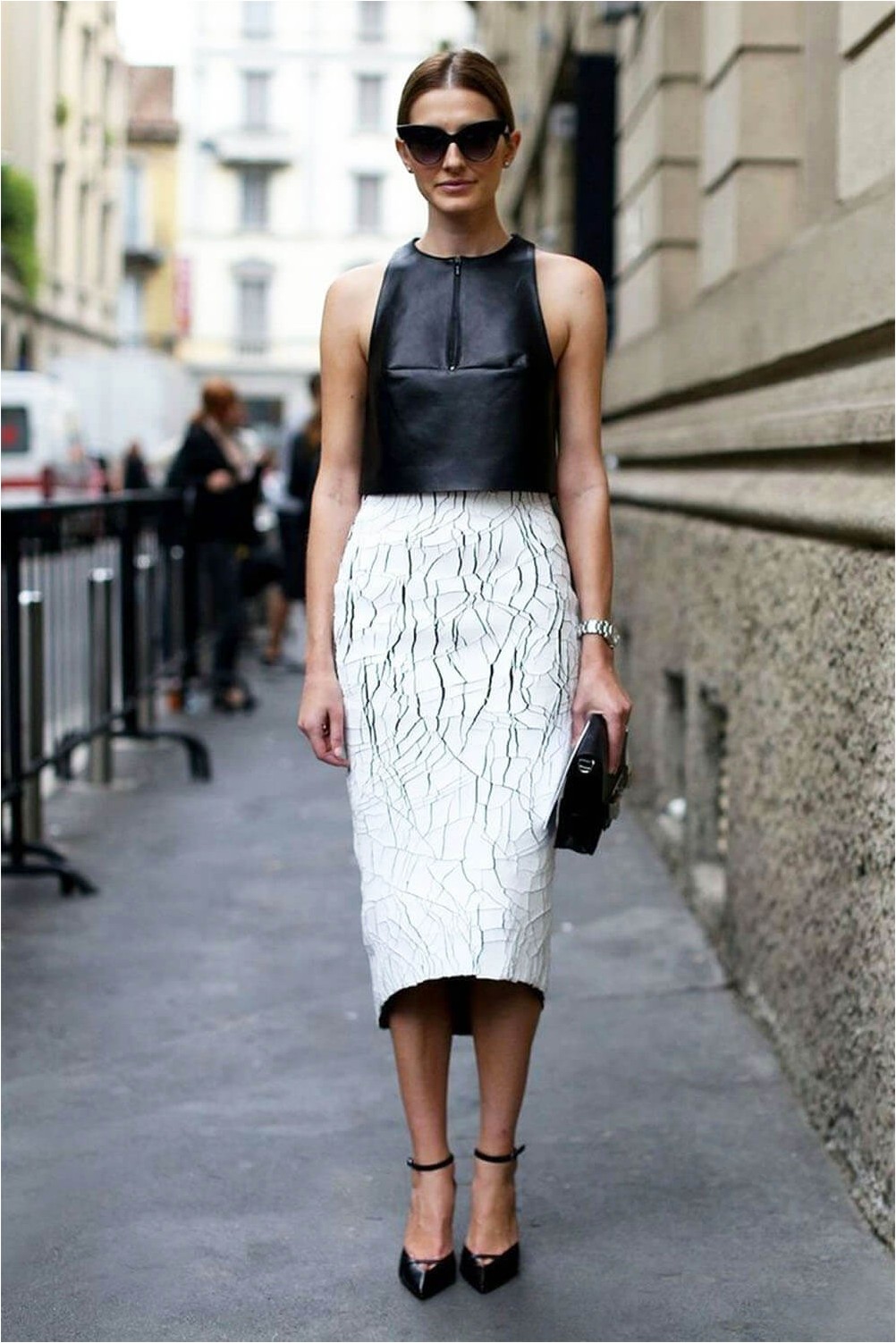 Pencil skirt with shoes