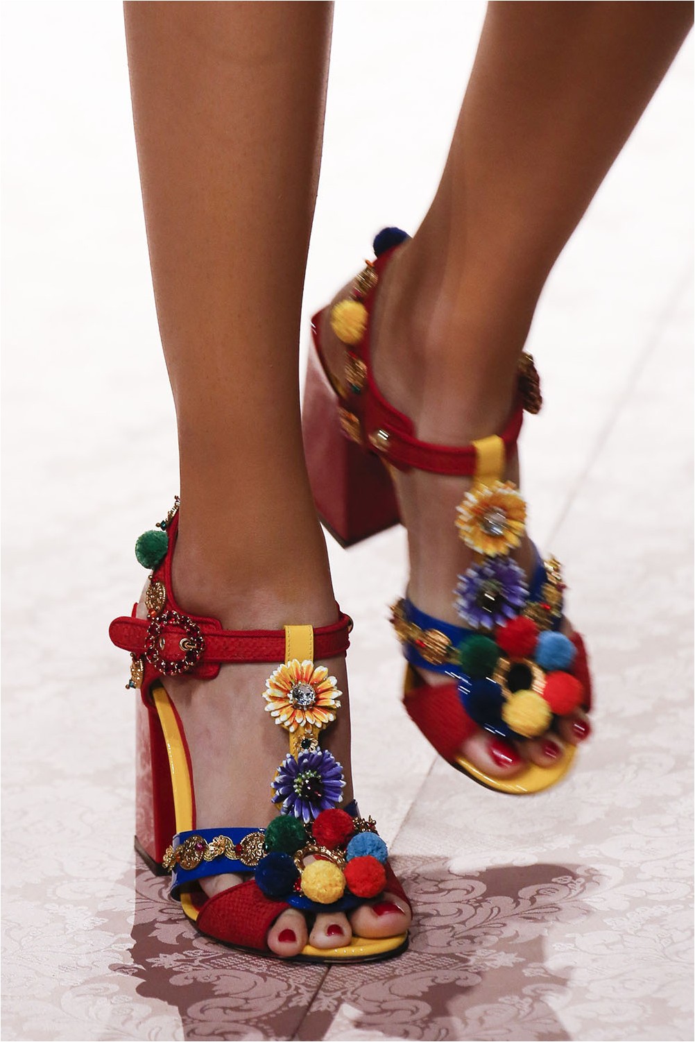 Helle Dolce & amp; Sandalen Gabbana